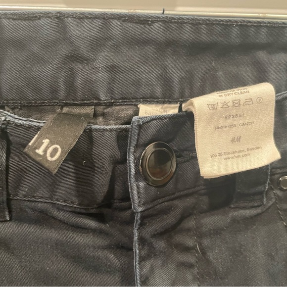 H&M black skinny jeans - Picture 3 of 3